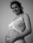 re... �a fait presque star, dites donc toutes ces photos de moi! Mais non, c'est mon ventre qu'on regarde, pas moi!!!