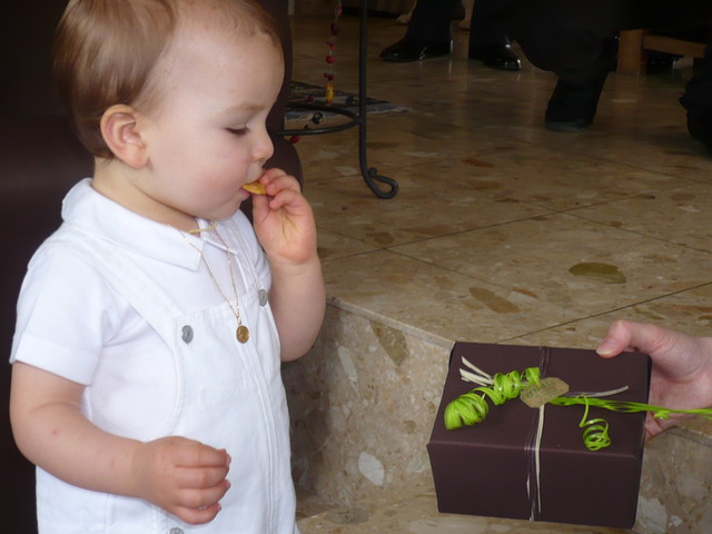 oh la jolie boite! mais mon biscuit est plus int�ressant
