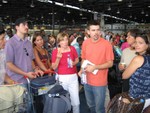 A l'a�roport, le lendemain