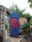 Porte bleue